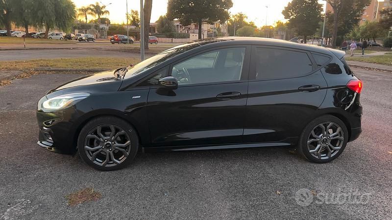 Usata Ford Fiesta ST-Line 86 CV (63 kW) 2020 Nero Utilitaria