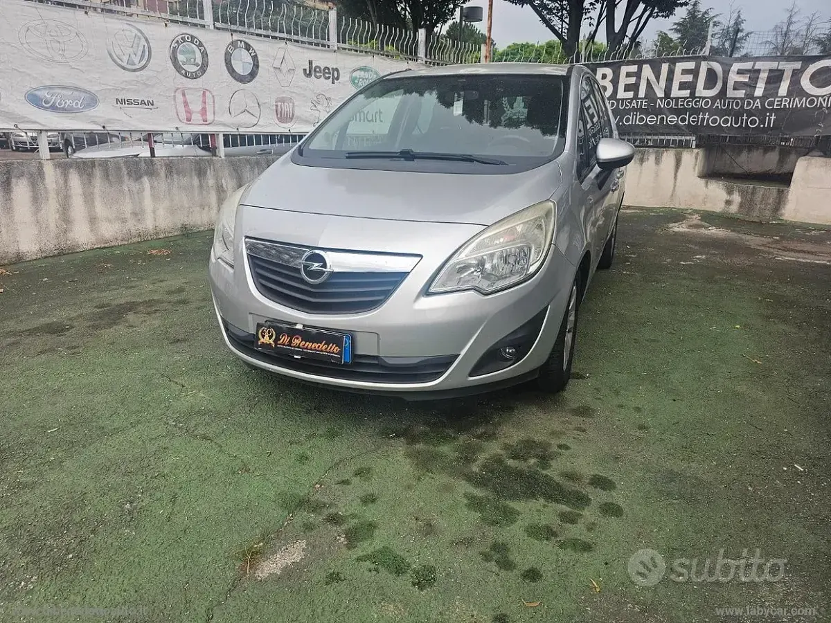 Usata Opel Meriva Cosmo 95 CV (69 kW) 2012 Monovolume