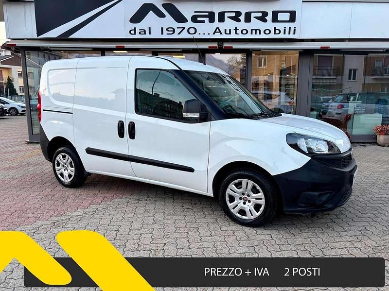 Bianco Usata 2022 Fiat Doblò Monovolume | 13.950 € (Buon prezzo) - Immagine 1/4