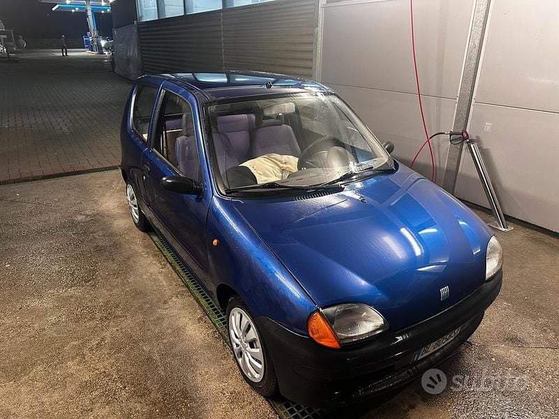 Usata Fiat 600 39 CV (28 kW) 2000 Blu Berlina