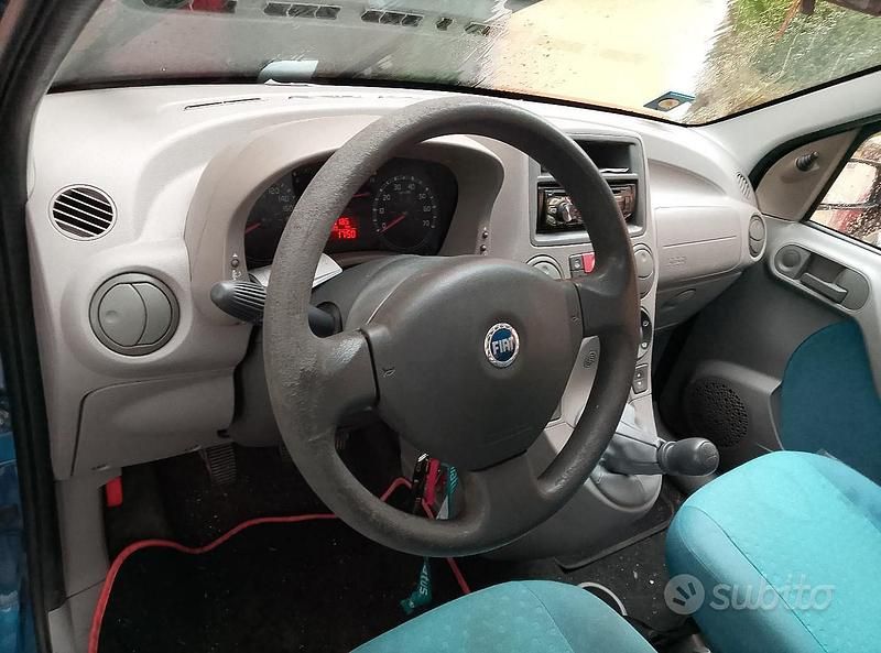 Usata Fiat Panda 70 CV (51 kW) 2006 Blu Utilitaria
