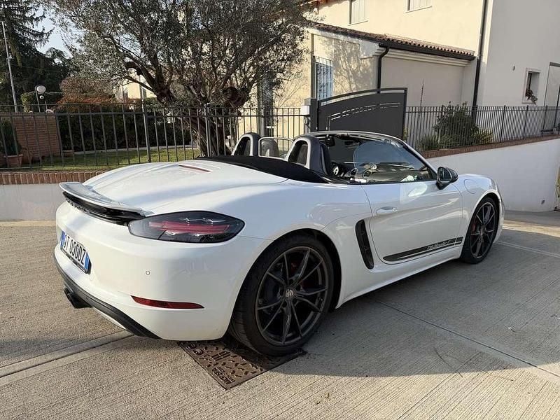 Usata Porsche 718 Boxster T 408 CV (300 kW) 2020 Cabrio