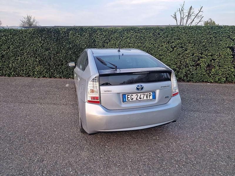 Usata Toyota Prius 99 CV (72 kW) 2011 Other Berlina