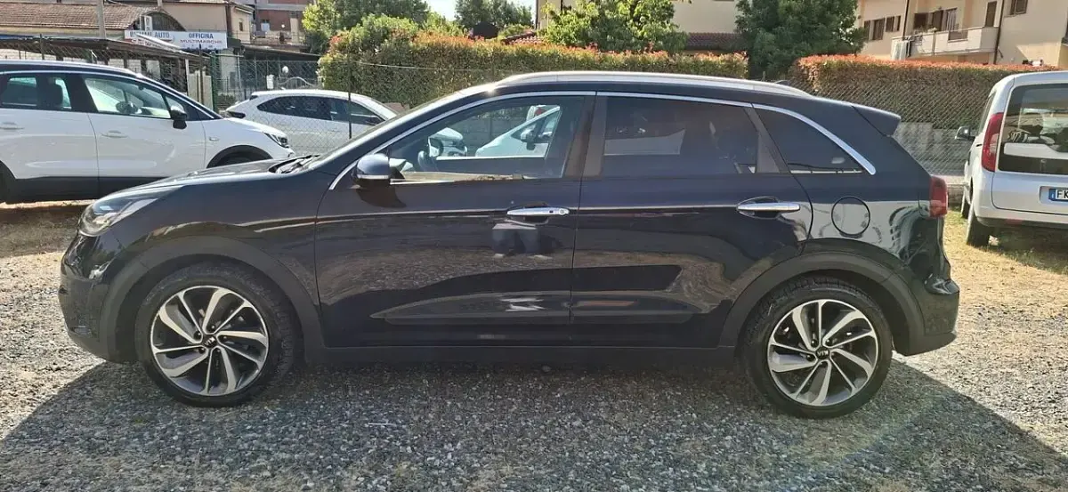 Usata Kia Niro Style 105 CV (77 kW) 2018 Nero SUV
