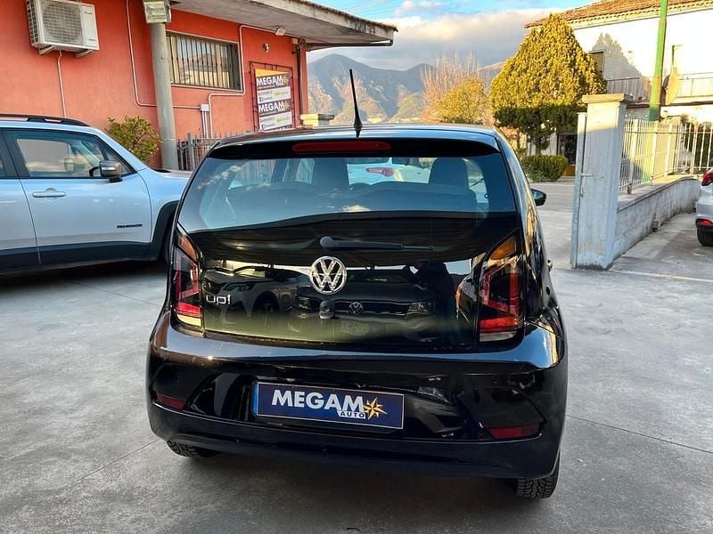 Usata VW up! Move 75 CV (55 kW) 2016 Nero Utilitaria