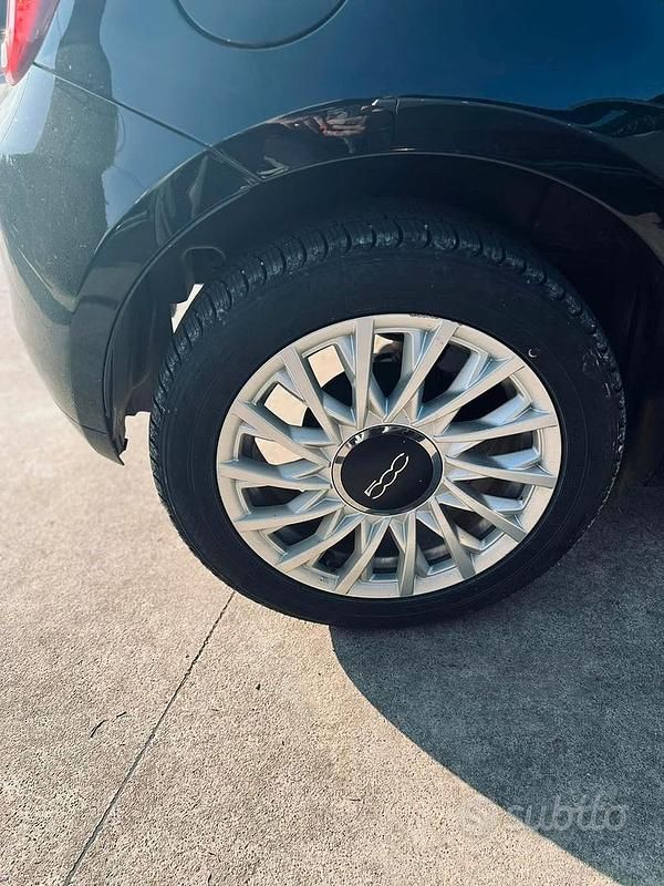 Usata Fiat 500 Lounge 69 CV (50 kW) 2019 Nero Utilitaria