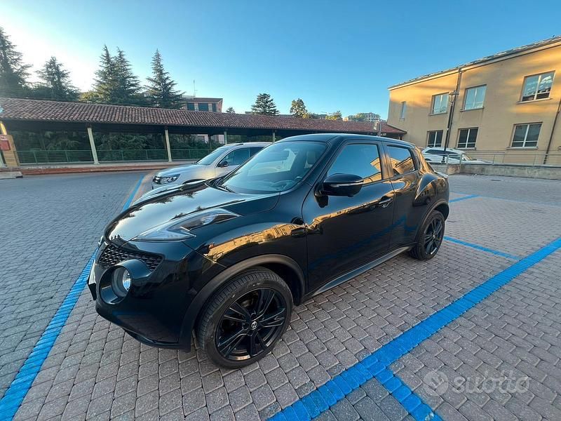 Nero Usata 2017 Nissan Juke Premium Edition SUV | 9800 € (Buon prezzo) - Immagine 1/4