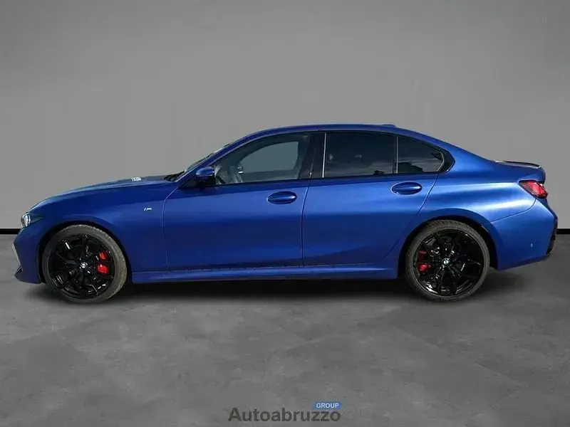 Usata BMW 320 Comfort Edition 190 CV (139 kW) 2024 Blu Berlina