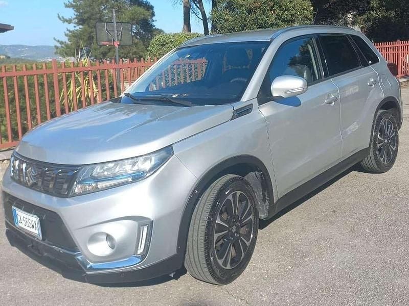 Usata Suzuki Vitara 129 CV (94 kW) 2020 Argento SUV