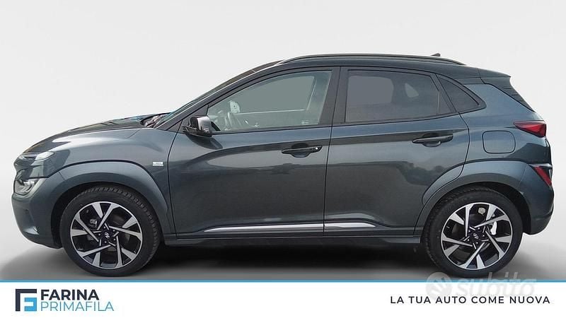 Usata Hyundai Kona 120 CV (88 kW) 2022 Grigio medio SUV