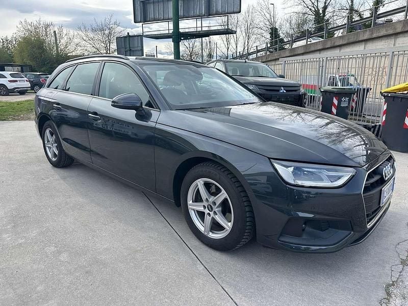 Usata Audi A4 Advanced 163 CV (119 kW) 2022 Chronos Station wagon