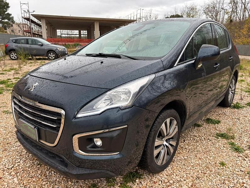 Usata Peugeot 3008 Allure 120 CV (88 kW) 2015 Blu SUV
