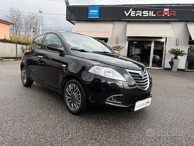 Nero Usata 2016 Lancia Ypsilon Gold Due volumi | 5600 € (Ottimo prezzo) - Immagine 1/4