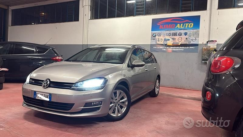 Usata VW Golf VII Highline 110 CV (80 kW) 2016 Grigio Station wagon