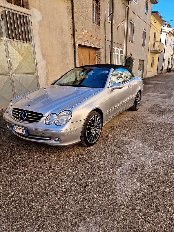 Usata Mercedes CLK200 Avantgarde 192 CV (141 kW) 2002 Cabrio