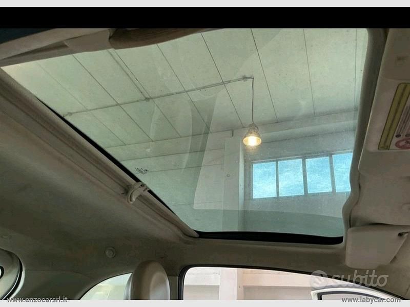 Usata Fiat 500 Lounge 75 CV (55 kW) 2008 Bianco Utilitaria