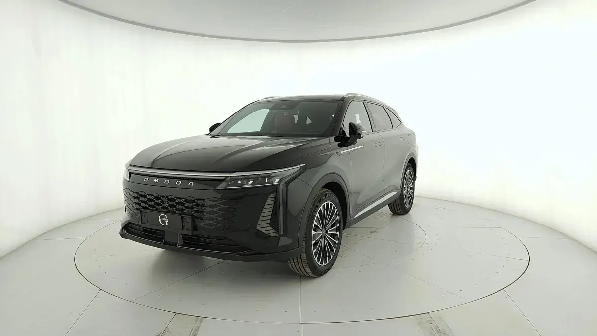Nuova Omoda 9 143 CV (105 kW) 2026 Carbon crystal black?cm? SUV