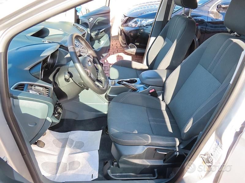 Usata Ford C-MAX Titanium 115 CV (84 kW) 2015 Grigio Monovolume