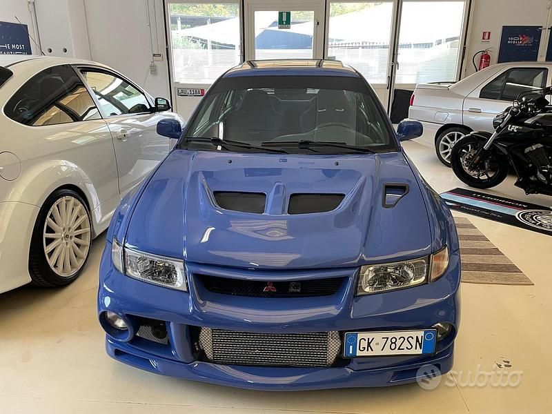 Usata Mitsubishi Lancer 280 CV (205 kW) 1999 Blu Berlina