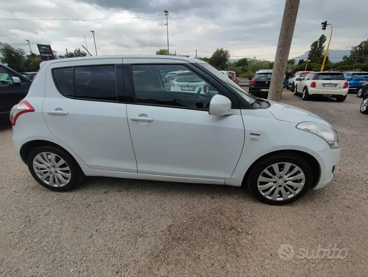 Usata Suzuki Swift GL 75 CV (55 kW) 2011 Bianco Utilitaria