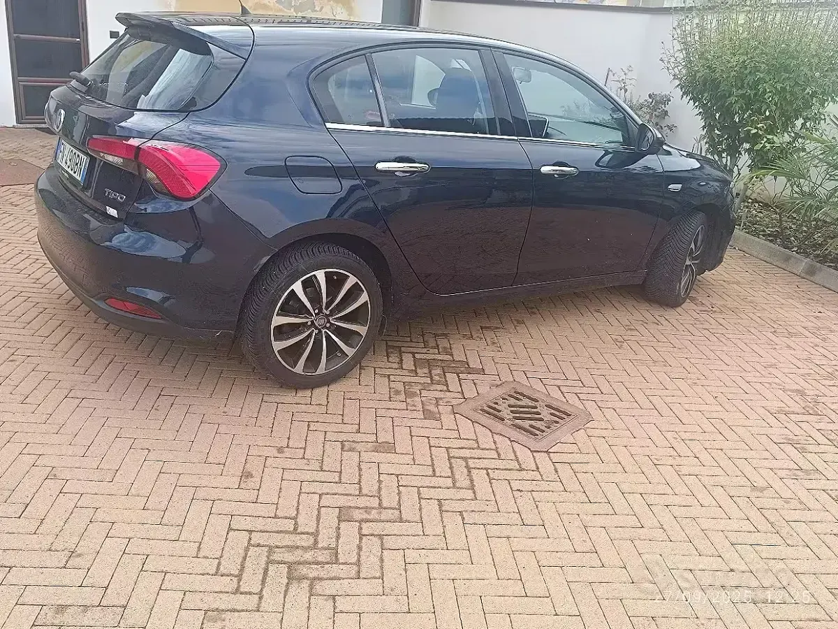 Usata Fiat Tipo 95 CV (69 kW) 2018 Blu Berlina