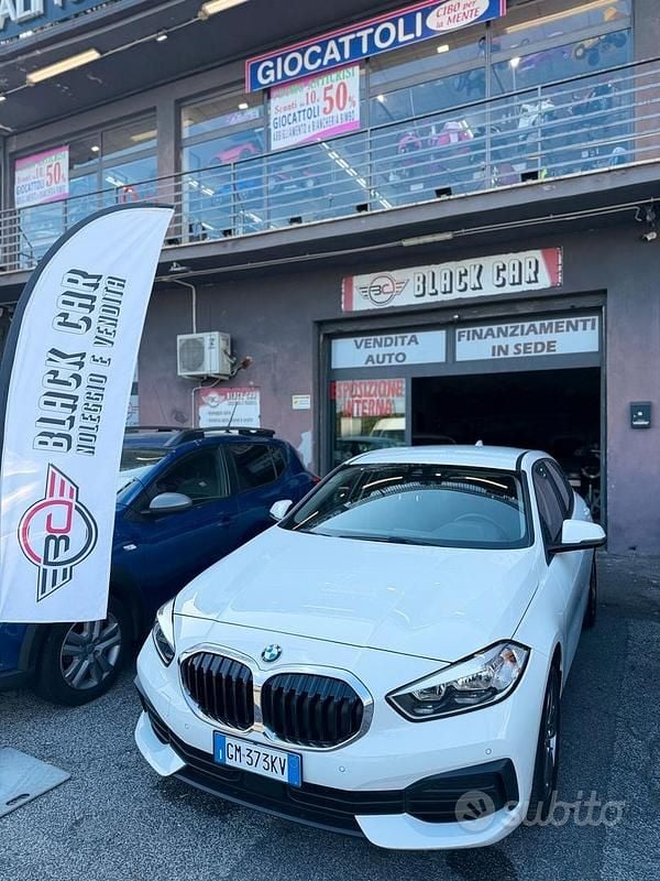 Usata BMW 116 Advantage 115 CV (84 kW) 2022 Bianco Utilitaria