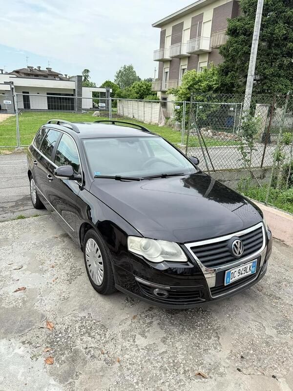 Usata VW Passat 109 CV (80 kW) 2007 Nero Berlina