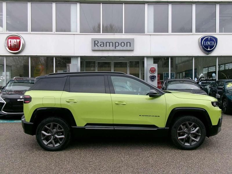 Nuova Jeep Compass 145 CV (106 kW) 2026 Verde SUV