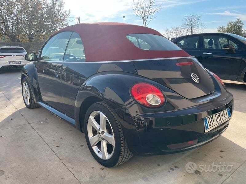 Usata VW Beetle Cabriolet Edition 102 CV (75 kW) 2008 Nero Cabrio