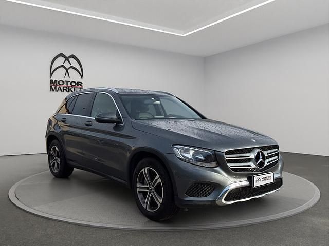 Usata Mercedes GLC250 Exclusive 204 CV (150 kW) 2019 Grigio / gray SUV