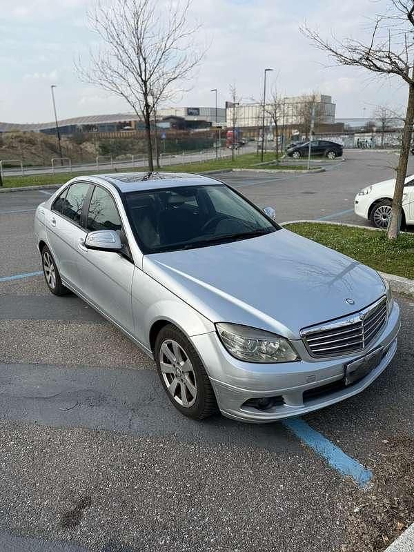 Usata Mercedes C200 184 CV (135 kW) 2008 Grigio Berlina