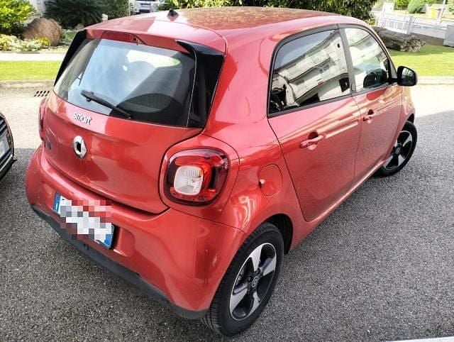 Usata Smart ForFour Electric Drive Passion 41 kW (56 CV) 2021 Rosso Berlina