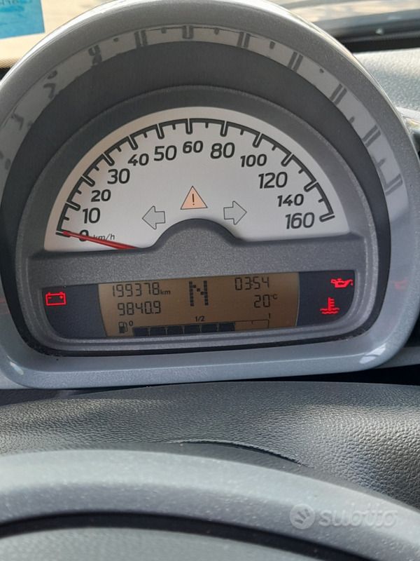 Usata 2009 Smart ForTwo Coupé Due volumi | 4000 € (Buon prezzo) - Immagine 1/4