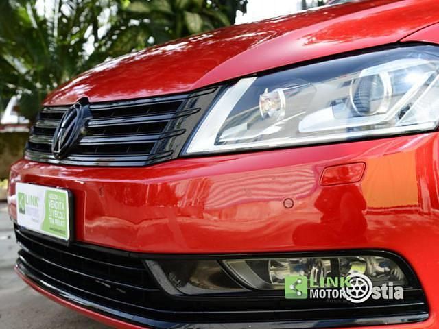 Usata VW Passat Highline 170 CV (125 kW) 2011 Rosso Station wagon