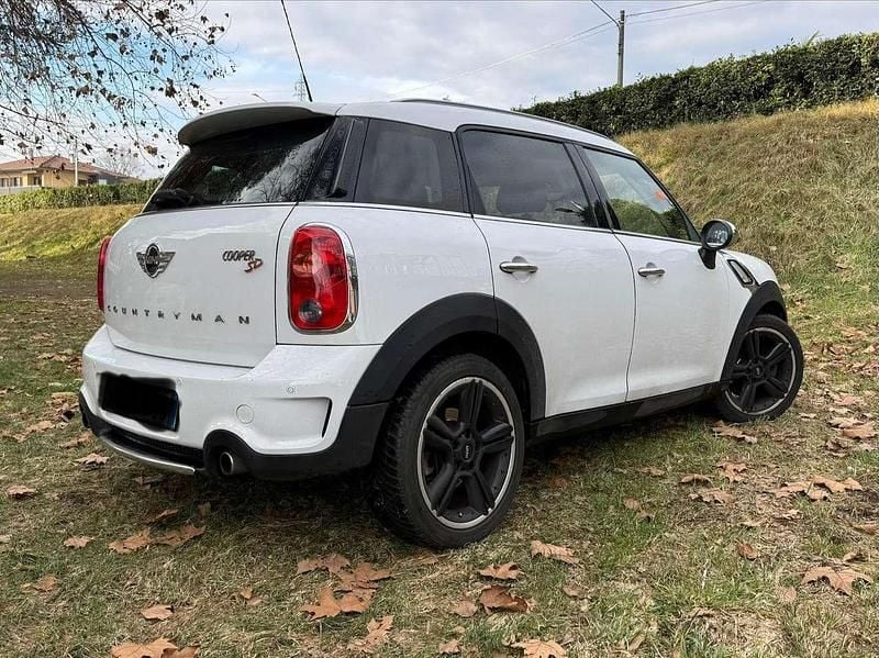Usata Mini Cooper SD Countryman 143 CV (105 kW) 2014 Bianco SUV