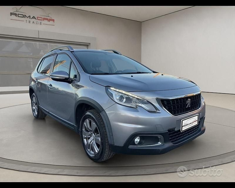 Usata Peugeot 2008 Signature Sky 110 CV (80 kW) 2019 Grigio SUV
