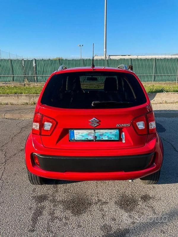 Usata Suzuki Ignis 90 CV (66 kW) 2017 Rosso SUV