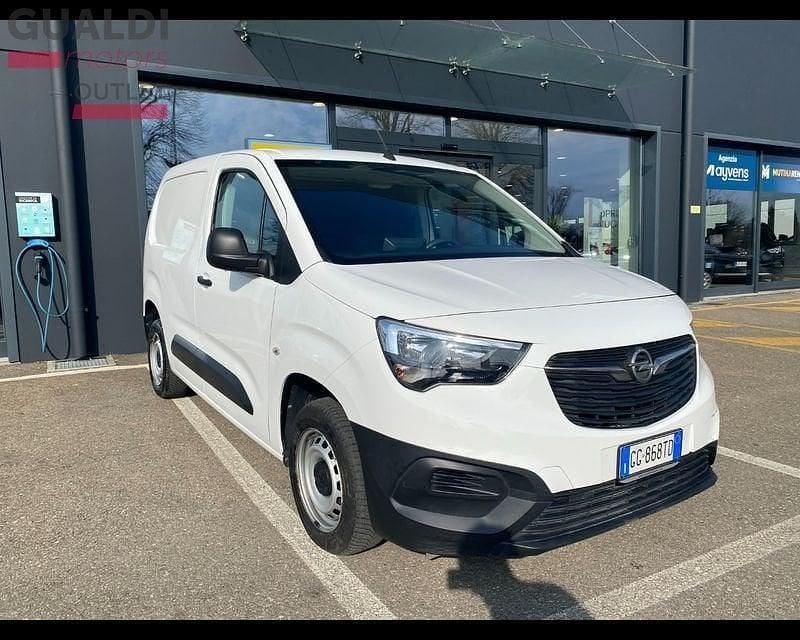 Bianco Usata 2021 Opel Combo Essentia Monovolume | 10.004 € (Buon prezzo) - Immagine 1/4