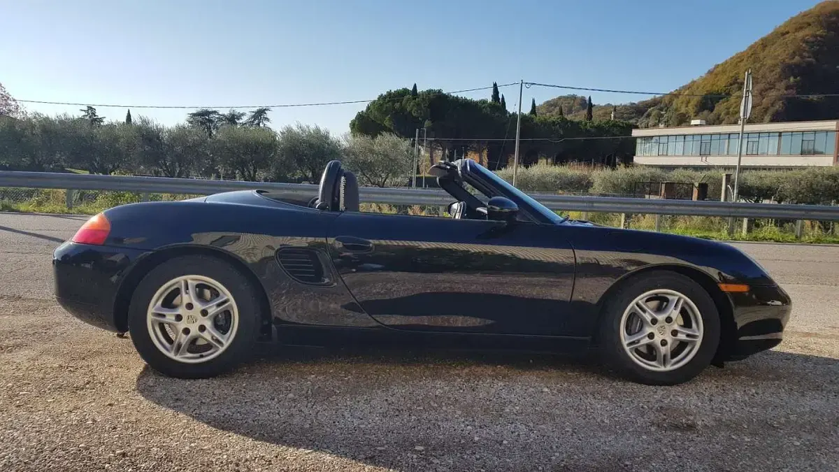 Usata Porsche Boxster 220 CV (161 kW) 2000 Cabrio