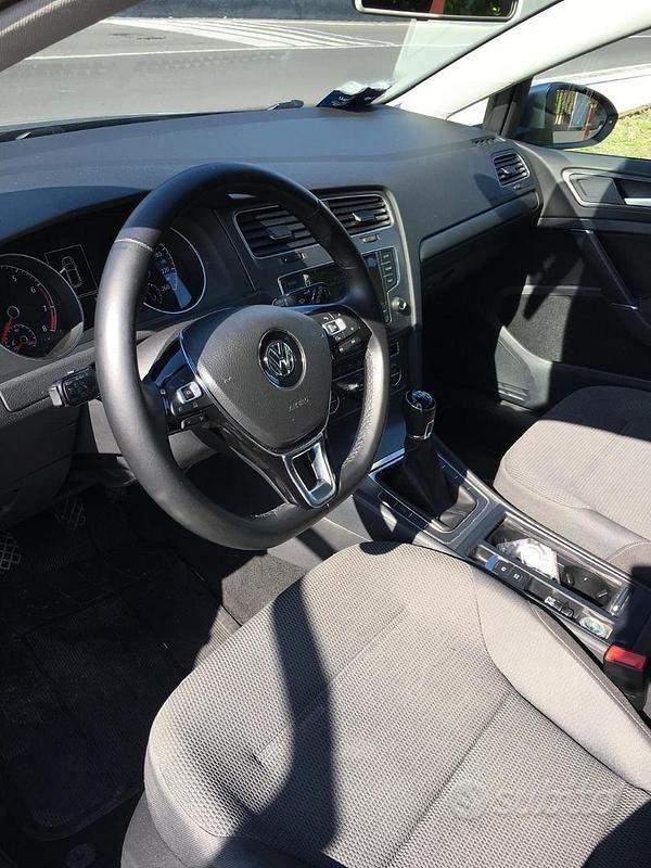 Second-hand VW Golf VII 105 CP (77 kW) 2013 Berlinǎ