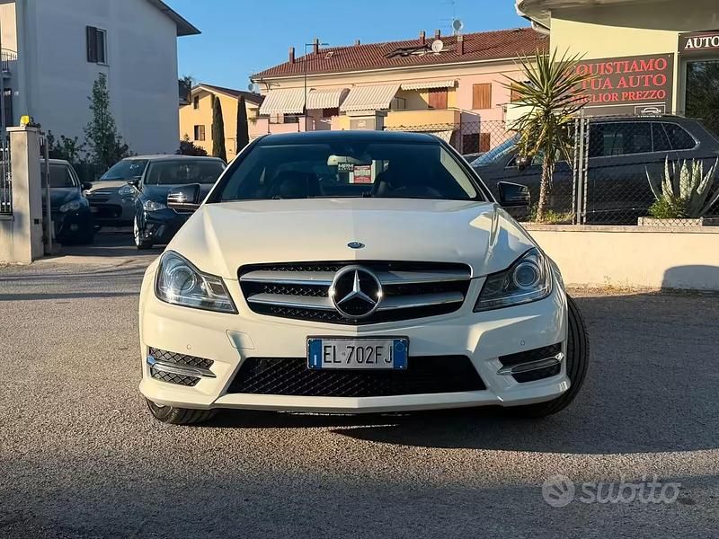 Usata Mercedes C220 Avantgarde 169 CV (124 kW) 2012 Bianco Berlina