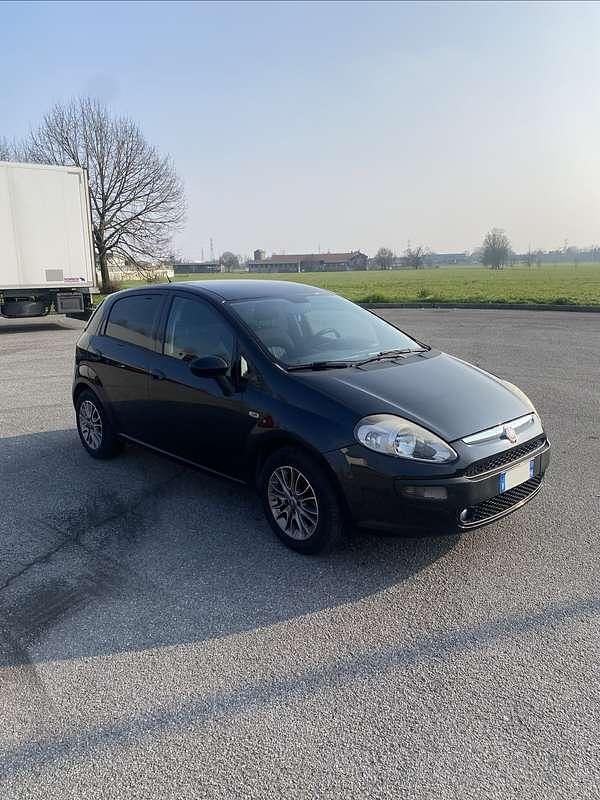 Usata Fiat Punto Evo Emotion 77 CV (56 kW) 2011 Utilitaria