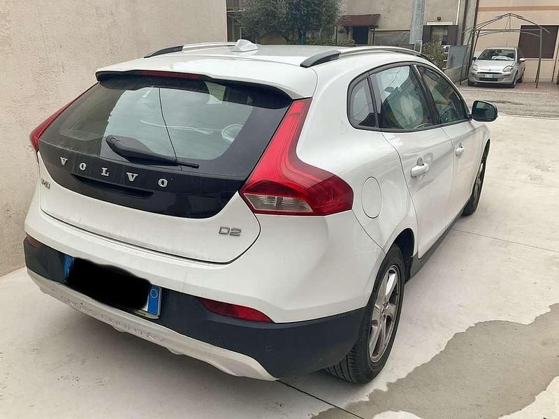 Usata Volvo V40 CC Kinetic 120 CV (88 kW) 2016 Bianco Station wagon