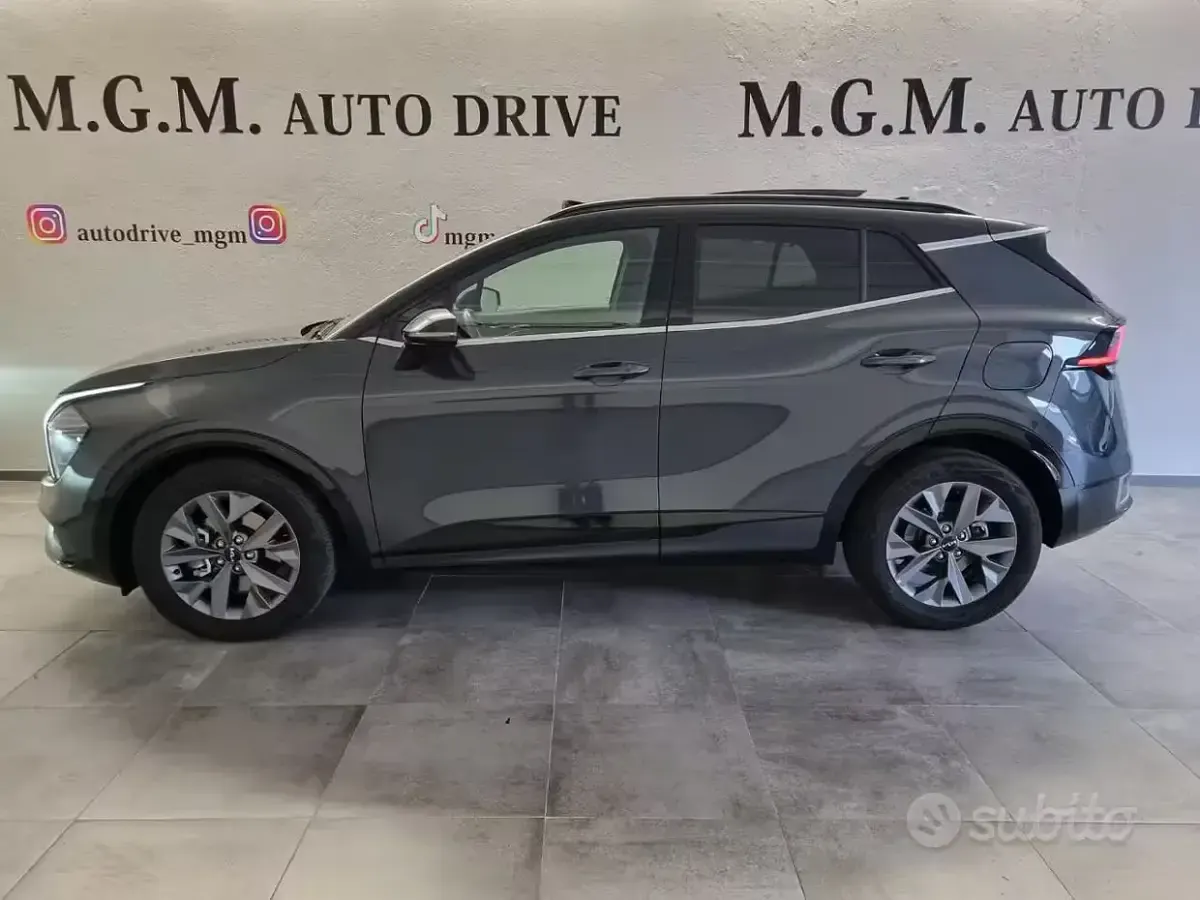 Usata Kia Sportage GT-Line 179 CV (131 kW) 2023 Grigio SUV