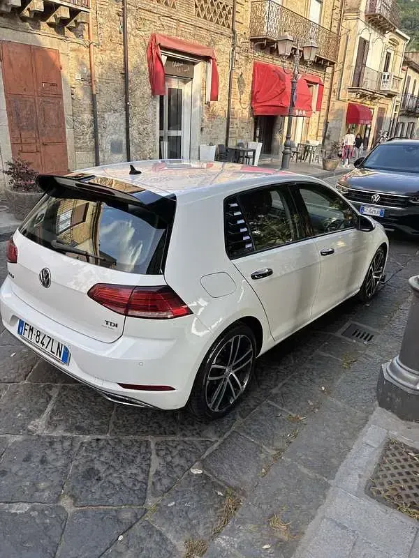 Usata VW Golf VII 110 CV (80 kW) 2018 Berlina