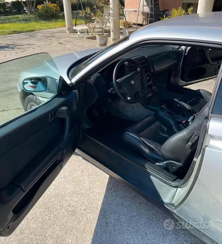 Usata Alfa Romeo GTV 150 CV (110 kW) 1996 Grigio Coupé