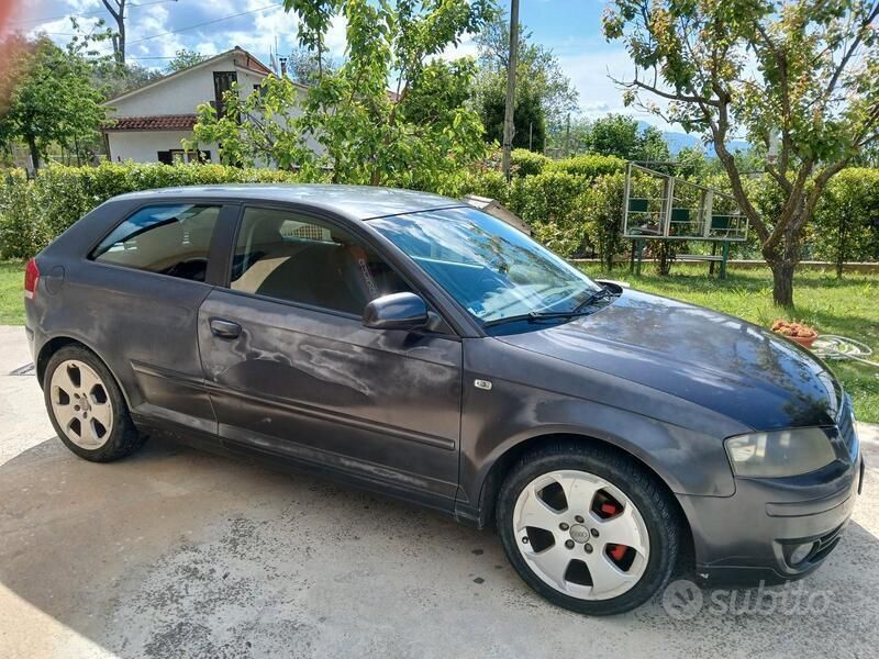 Usata Audi A3 140 CV (102 kW) 2003 Grigio Utilitaria
