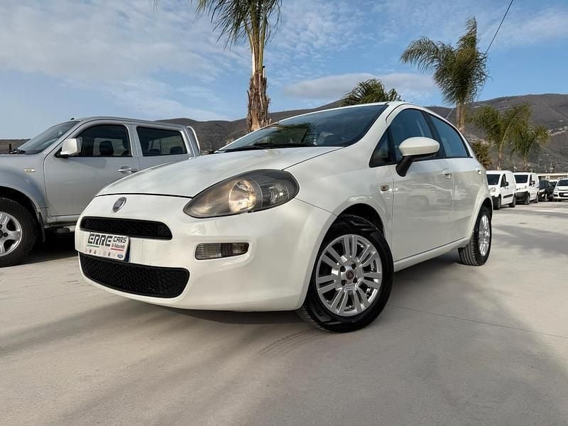 Usata Fiat Punto 75 CV (55 kW) 2013 Bianco Berlina