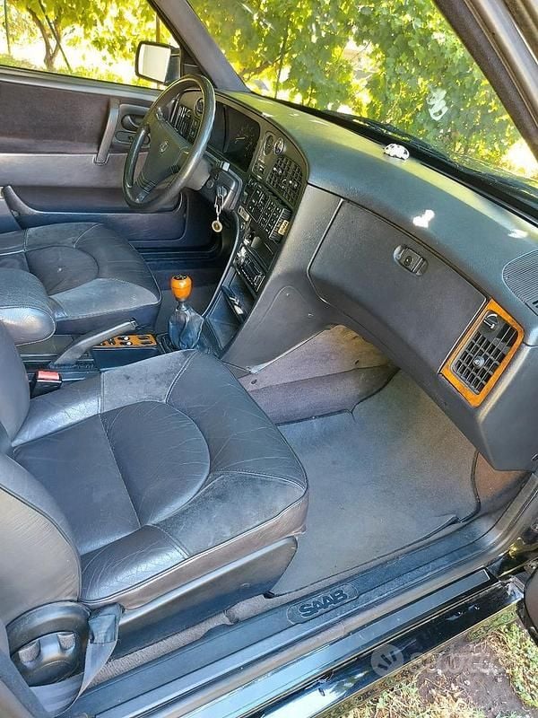 Usata Saab 9000 204 CV (150 kW) 1990 Nero Berlina
