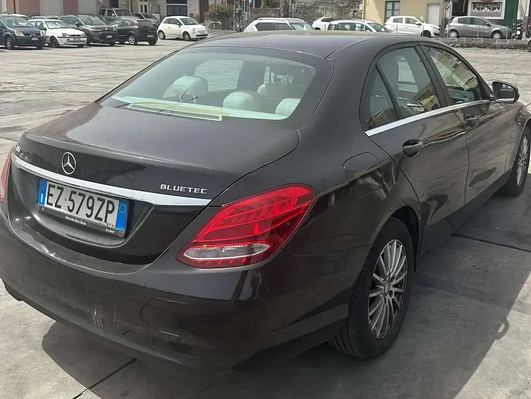 Usata Mercedes C180 Executive 116 CV (85 kW) 2015 Nero Berlina